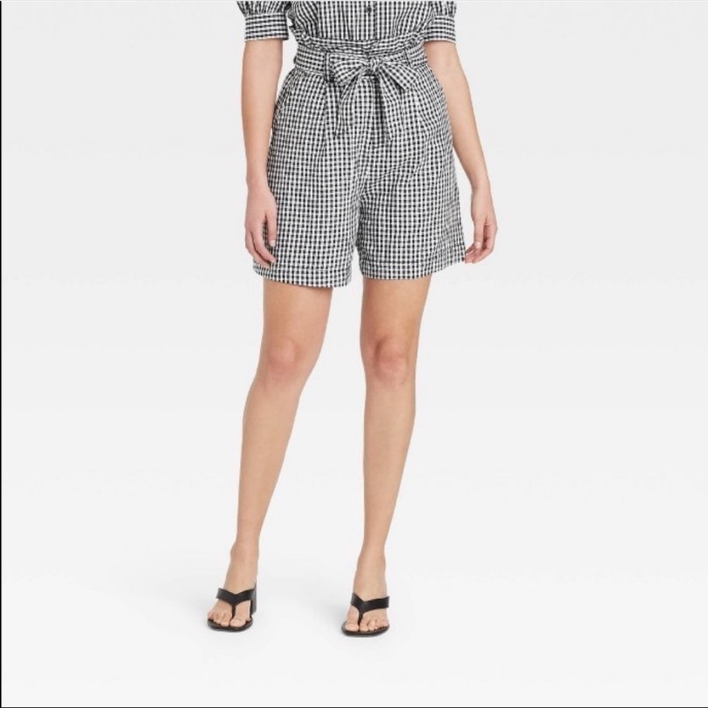 Who what wear high rise shorts with tie belt